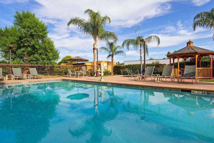 Pool 3 of 40