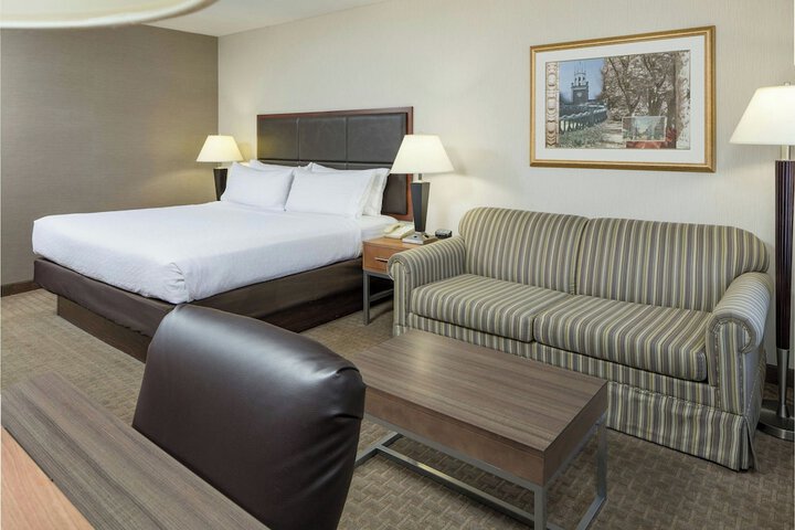 Holiday Inn Manchester Airport by IHG