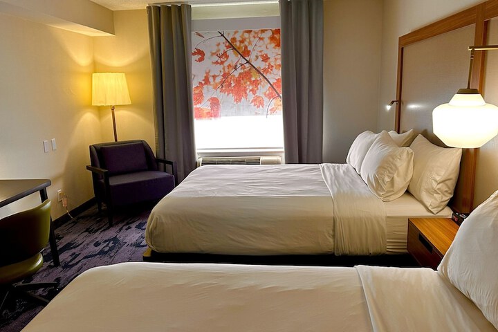 Room 44 of 58