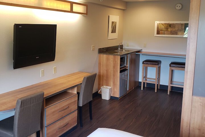 Room 18 of 42