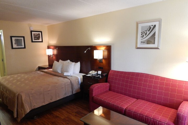 Room 31 of 40