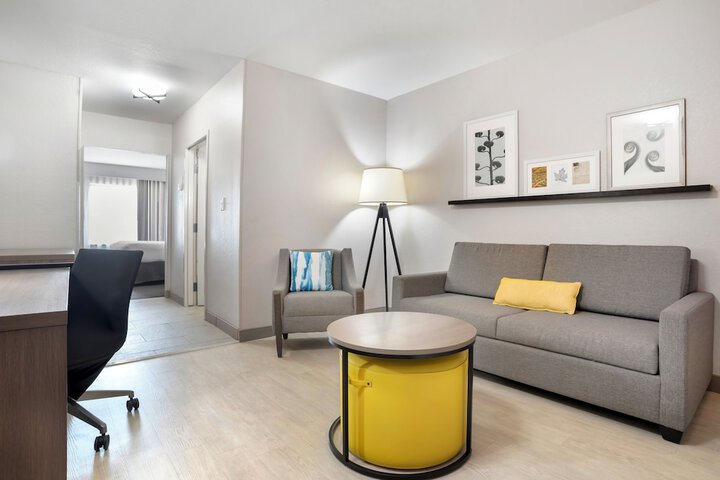 Comfort Inn & Suites Slidell - New Orleans Area