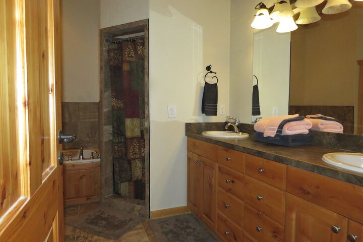 The Hideaway Lodge