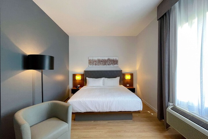 Room 47 of 63