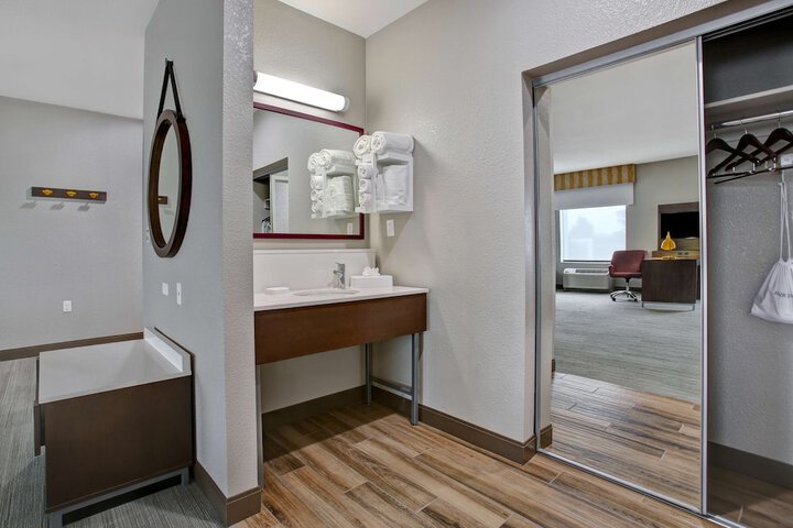 Room 34 of 57