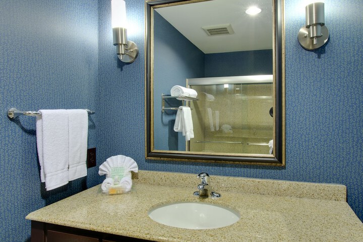 Room 13 of 19