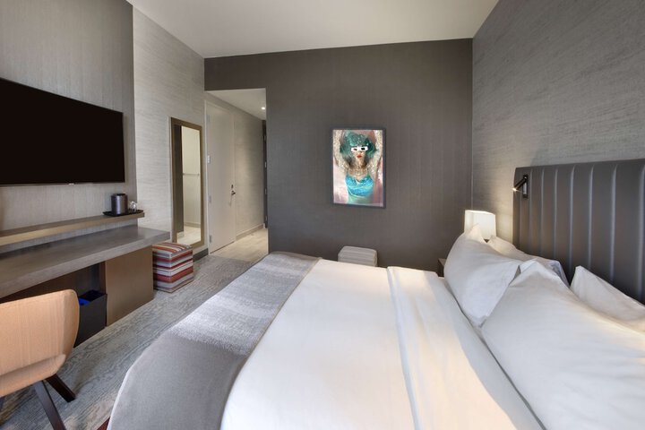 THesis Hotel Miami Coral Gables Curio Collection by Hilton