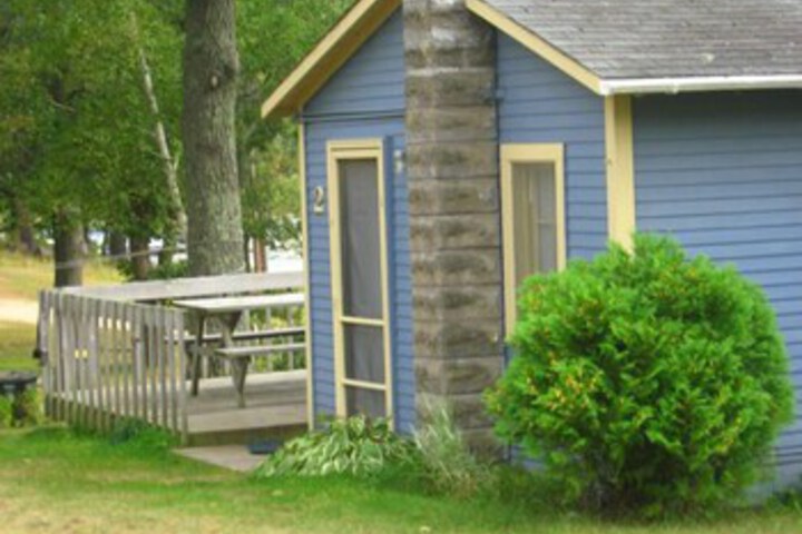 Shady Hollow Resort