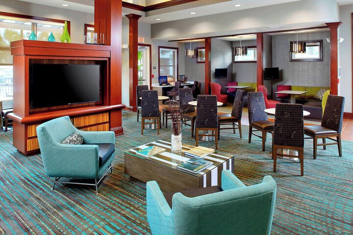 Hotel Interior 9 of 28