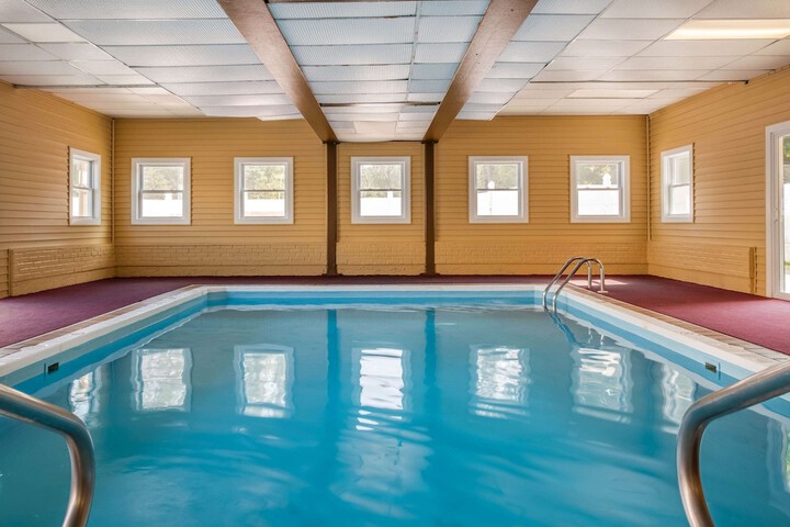 Pool 6 of 47