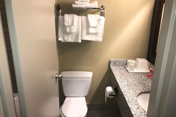 Room 15 of 18
