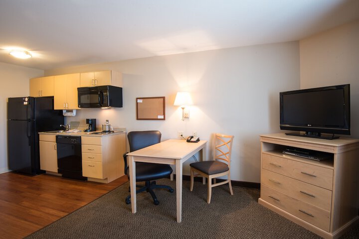 Room 25 of 43