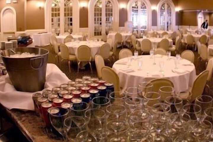 Ballroom/Hall 45 of 47