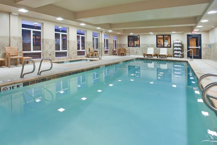 Pool 5 of 40
