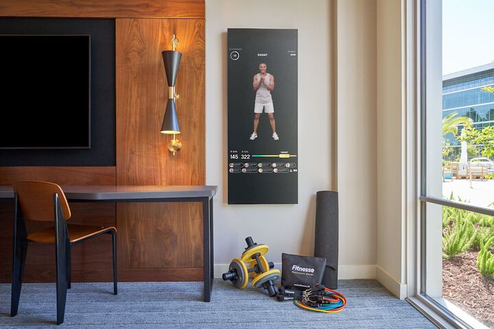 Room 26 of 40