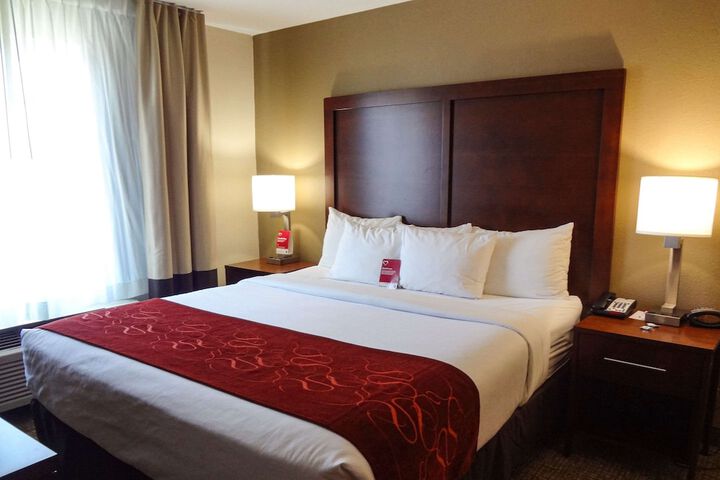 Room 15 of 68