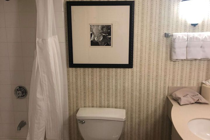 Room 14 of 40
