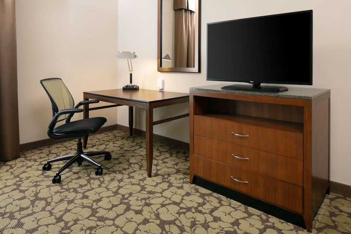 Room 15 of 40