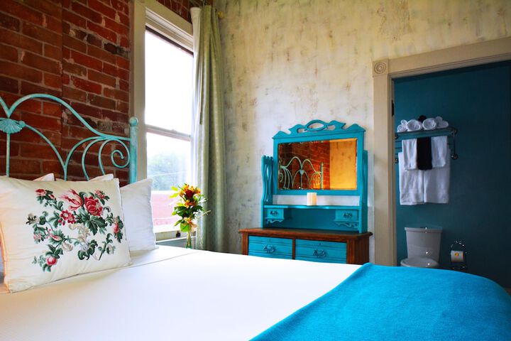 Room 8 of 47