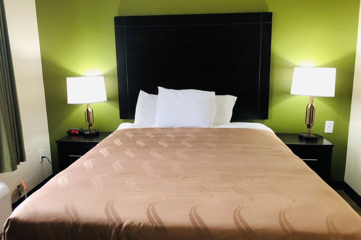 Quality Inn & Suites Lake Charles South