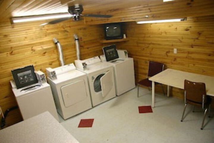 Muskie Bay Resort