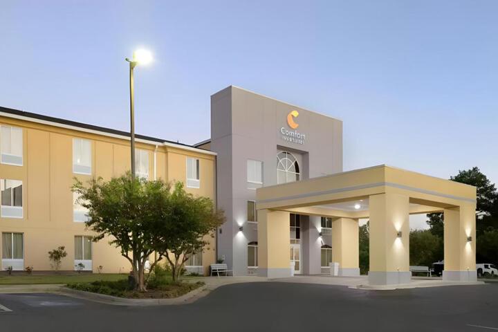 Comfort Inn & Suites Ruston-East