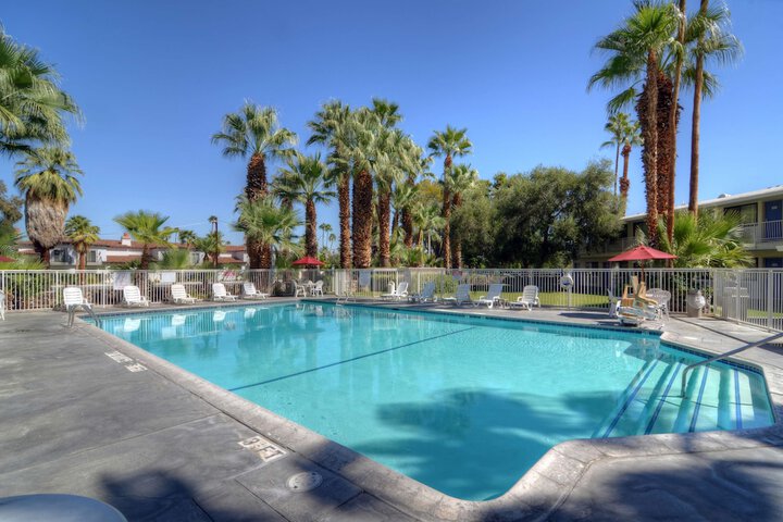 Pool 13 of 57