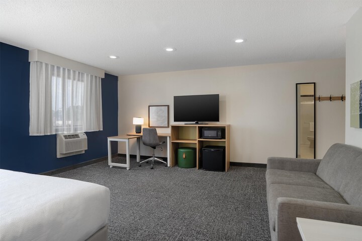 Spark by Hilton Carlisle South
