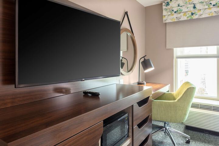 Room 22 of 51