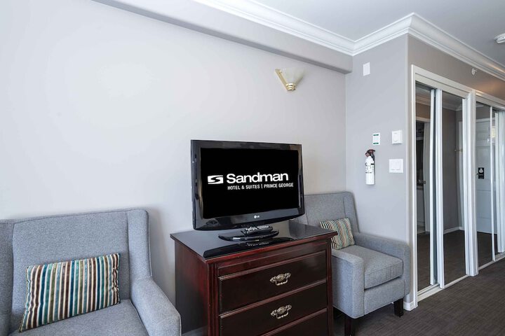 Room 34 of 62