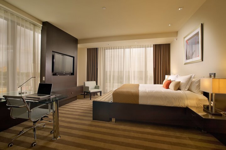 EB Hotel Miami