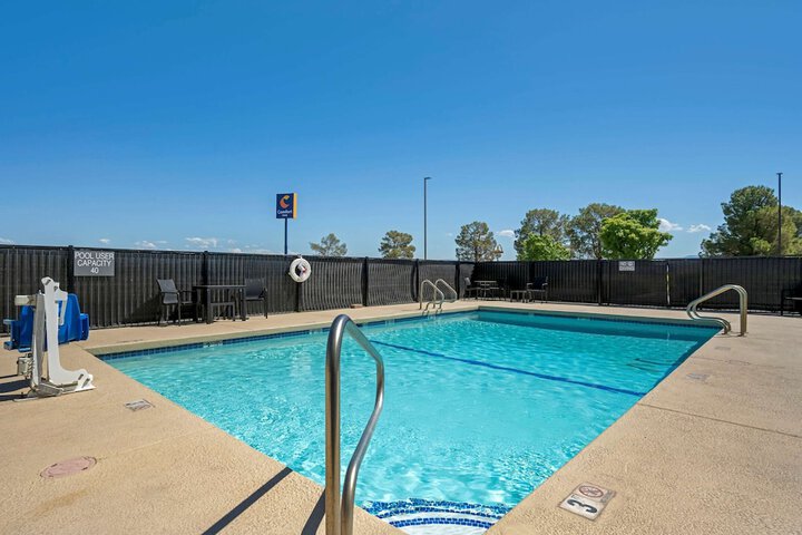 Pool 8 of 31