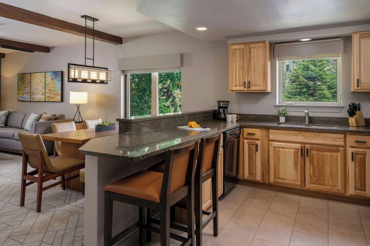 Sheraton Lakeside Terrace Villas at Mountain Vista Avon, Vail Valley