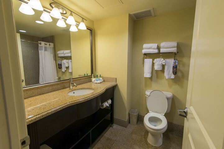 Room 16 of 56