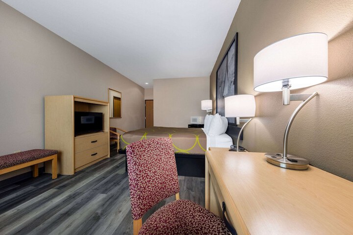 Super 8 by Wyndham Quartzsite AZ