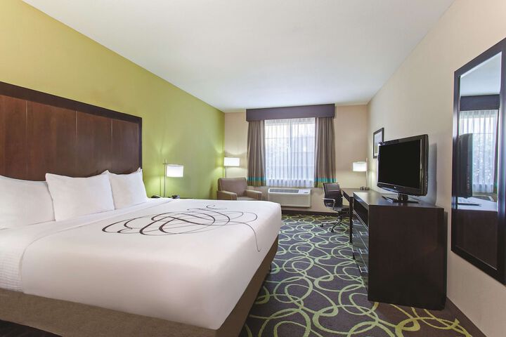 Room 15 of 24