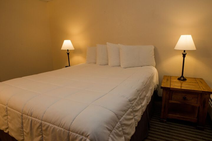 Silver Moon Inn