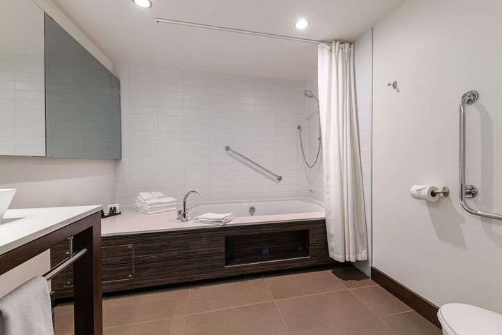 Room 51 of 145