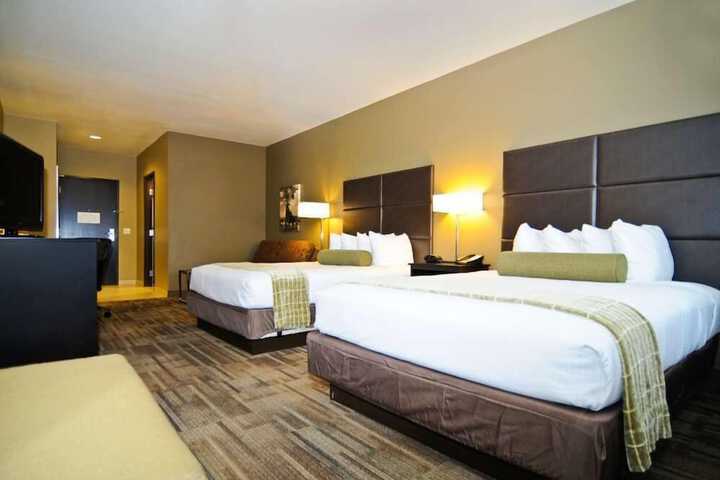Room 7 of 20
