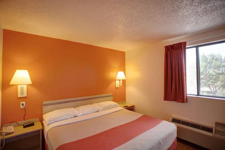 Motel 6 Council Bluffs IA - Omaha East
