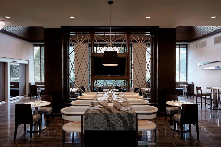 Dining 55 of 79