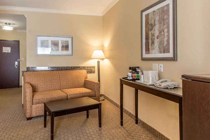 Room 20 of 36