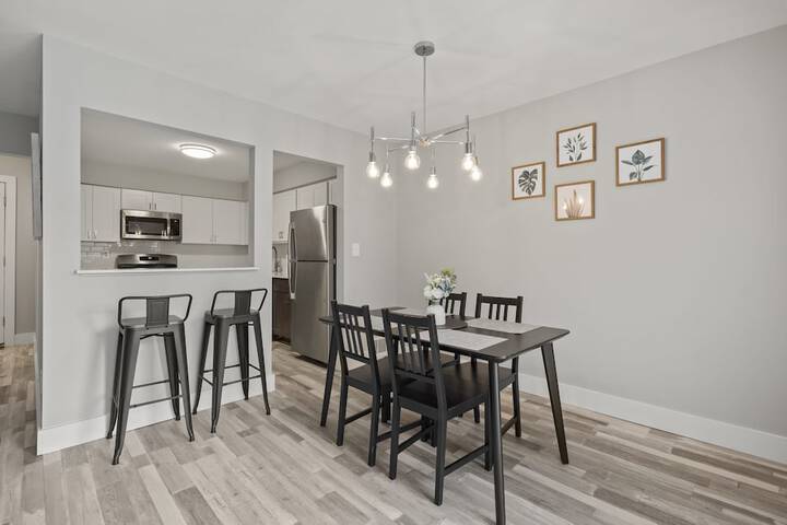 2BR Stay Close to Downtown