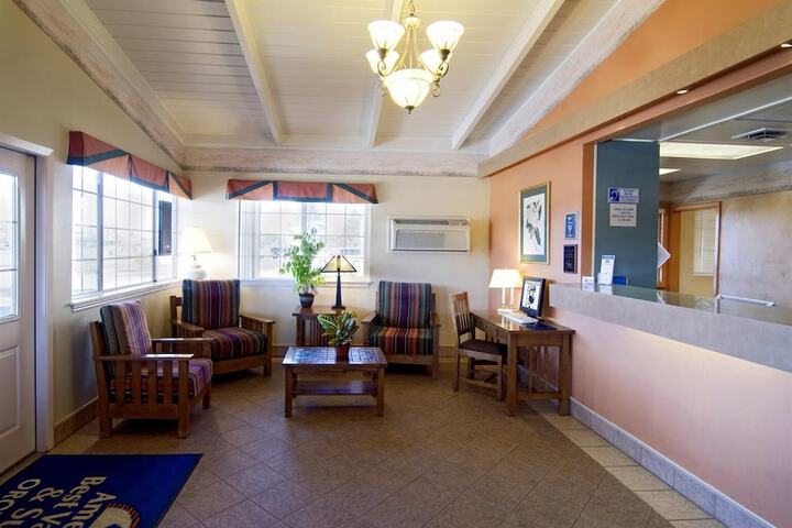 Hotel Interior 4 of 15