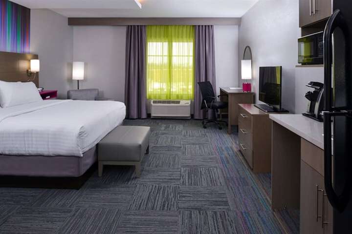 Holiday Inn Express & Suites Shippensburg by IHG
