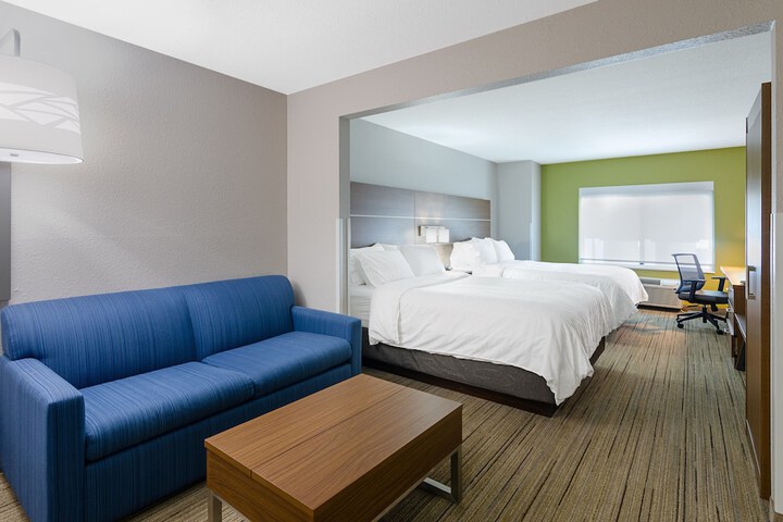 Room 42 of 68