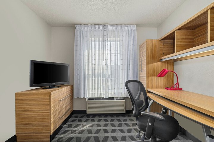 Towneplace Suites by Marriott Brookfield