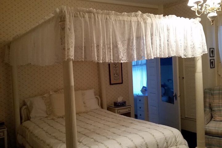 Room 14 of 31