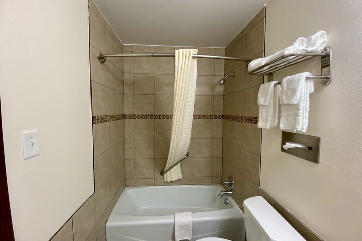 Roswell Inn