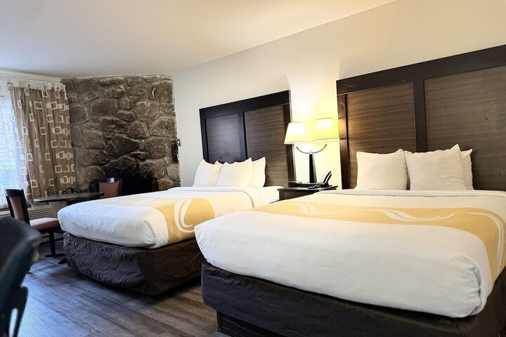 Room 40 of 80